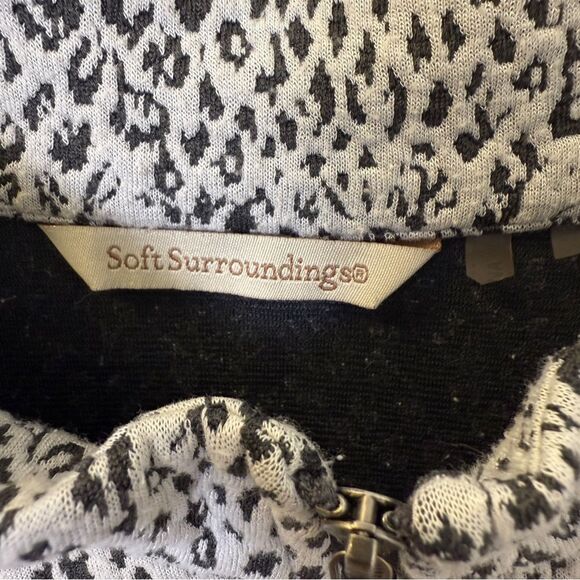 Soft Surroundings Animal Print Half Zip Pullover Top Size Large - Picture 3 of 4